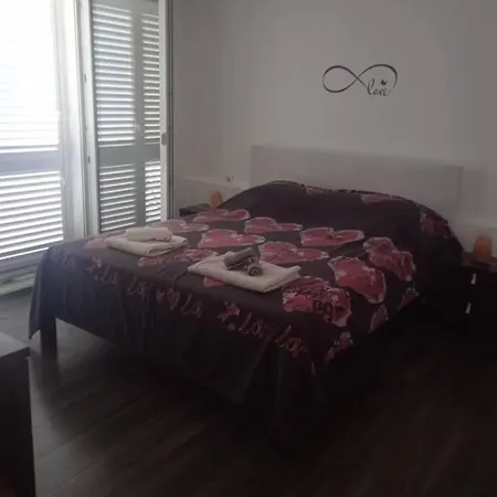 아파트 Luxurious For Rent Next To The Beach