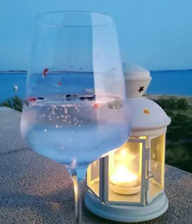 Luxurious For Rent Next To The Beach * Košljun
